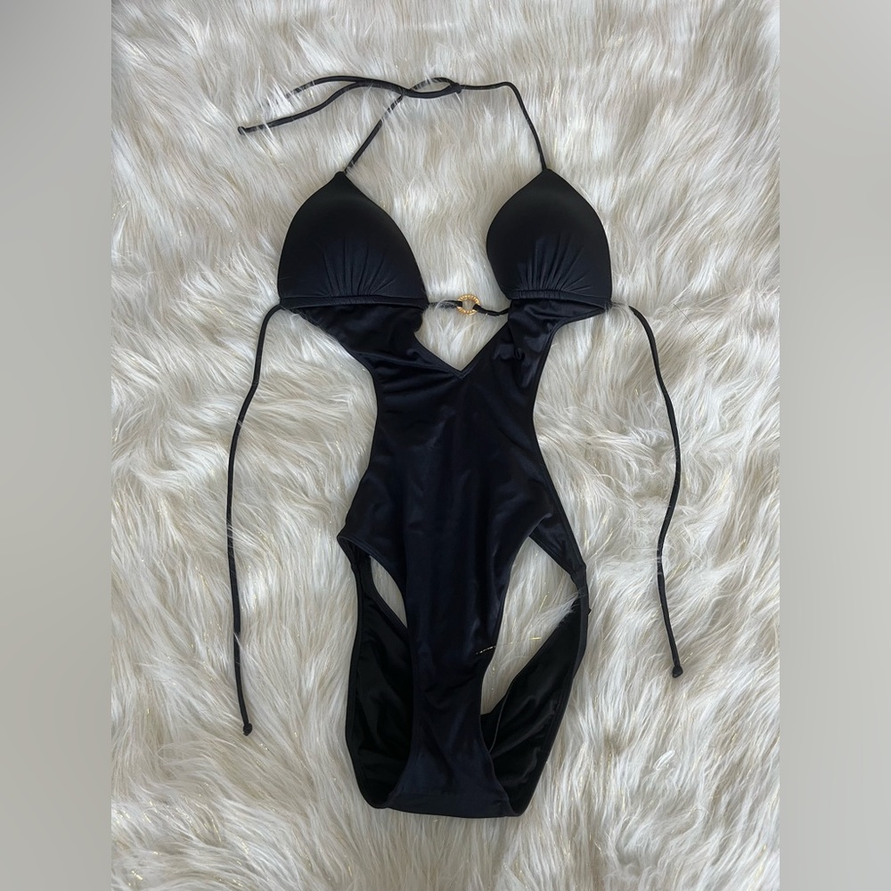 Victorias Secret black Swim Suit og price $110